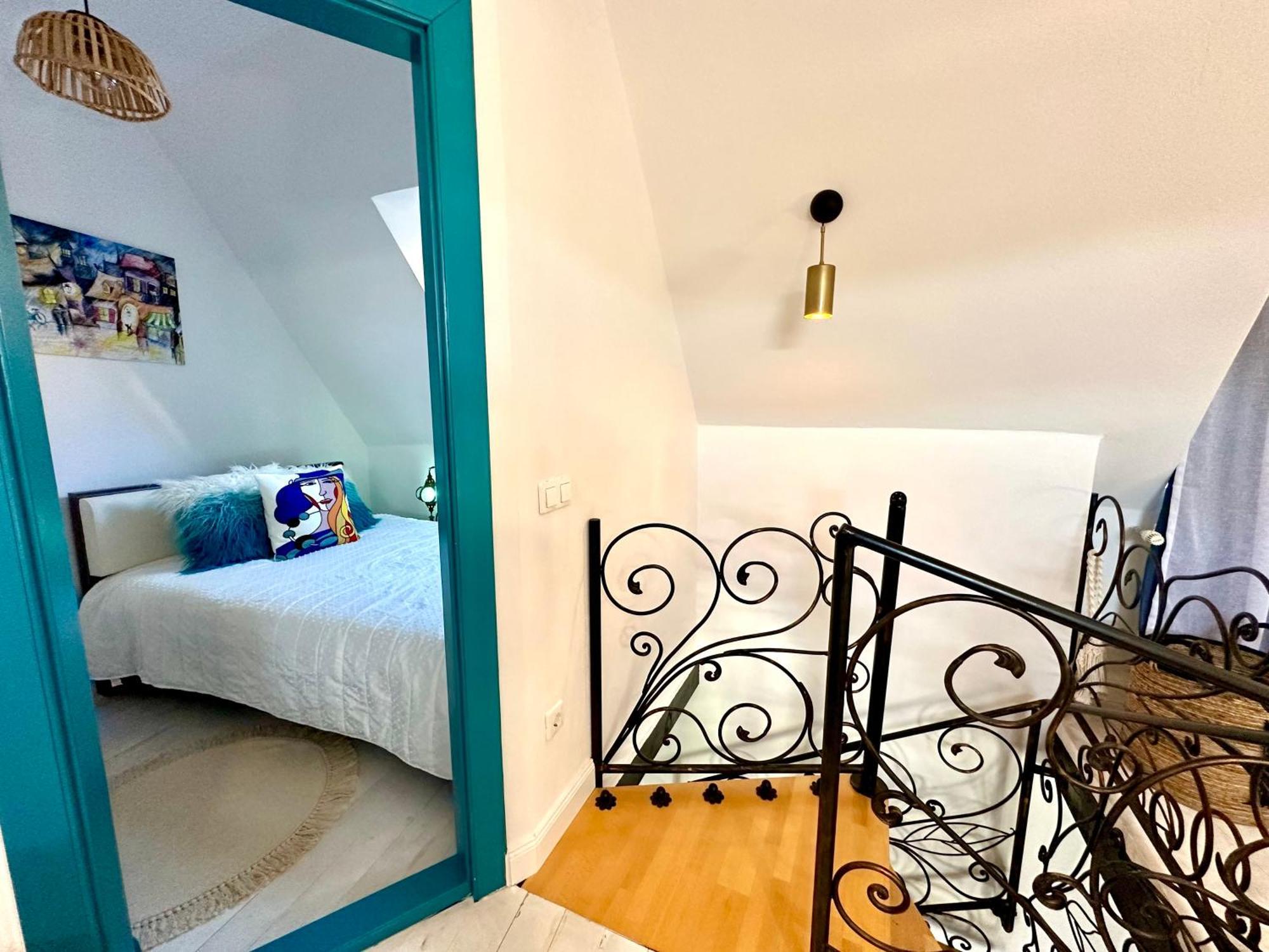 Апартаменты Casa Albastra By Casa Otto Сигишоара Экстерьер фото